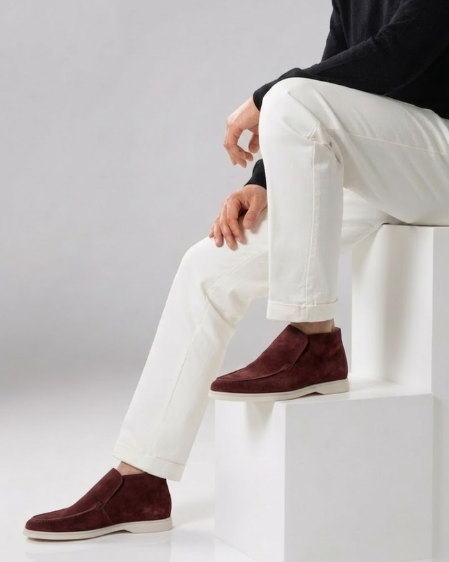 Men’s Slip-On Shoes – High-Cut Design & Light Sole