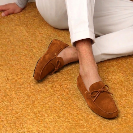 Men’s Slip-On Loafers – Bow Detail & Textured Sole