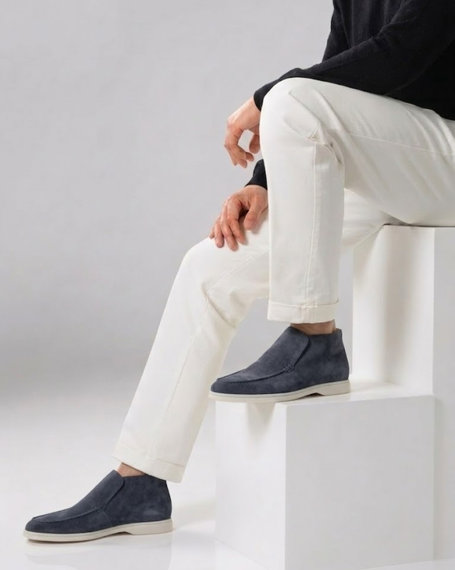 Men’s Slip-On Shoes – High-Cut Design & Light Sole
