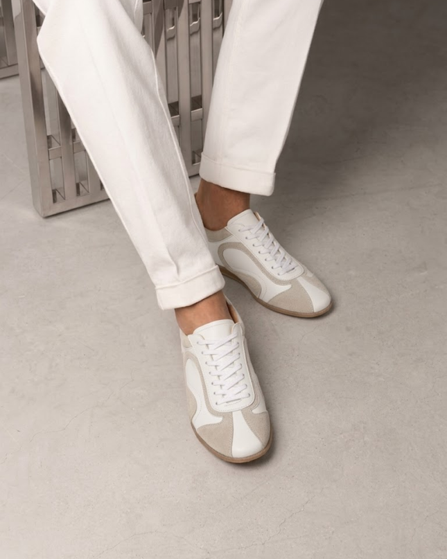 Men’s Low-Top Sneakers – Lace-Up Shoes with Contrast Panels
