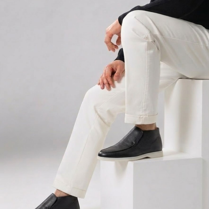 Men’s Slip-On Shoes – Textured Upper & White Sole