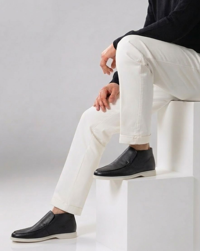 Men’s Slip-On Shoes – Textured Upper & White Sole