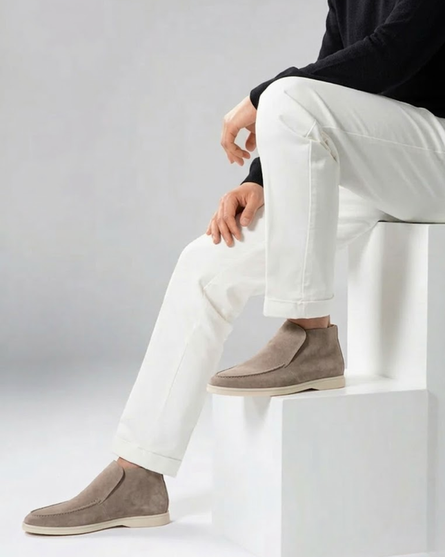 Men’s Slip-On Shoes – High-Cut Design & Light Sole