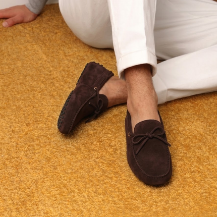 Men’s Slip-On Loafers – Bow Detail & Textured Sole