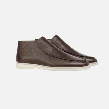 Men’s Slip-On Shoes – Textured Upper & White Sole