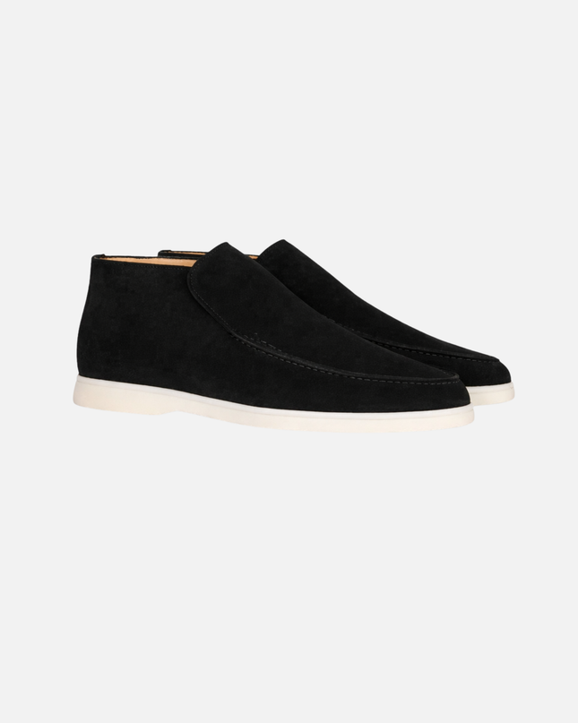 Men’s Slip-On Shoes – High-Cut Design & Light Sole