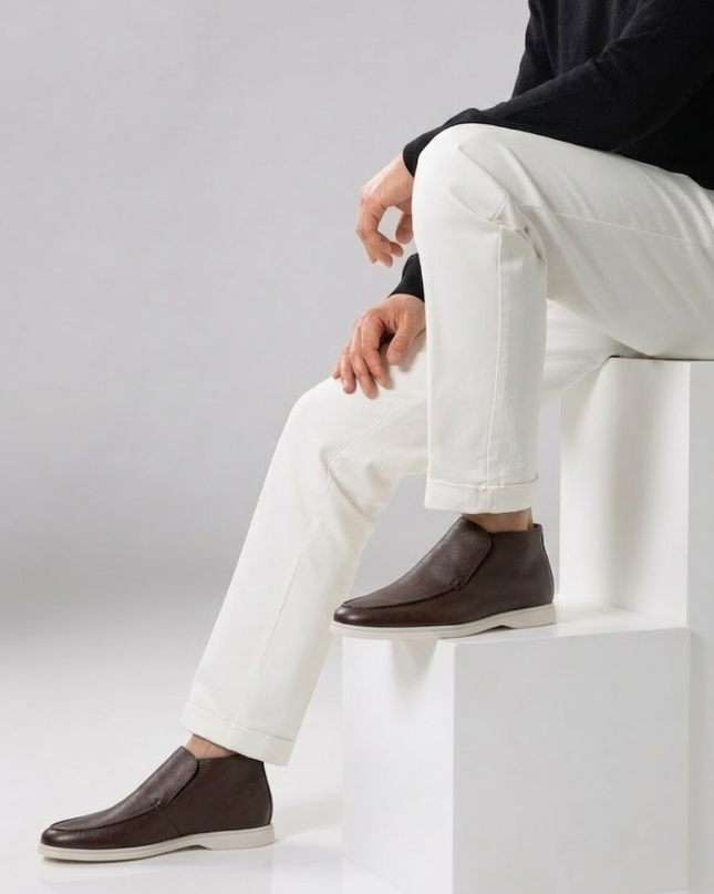 Men’s Slip-On Shoes – Textured Upper & White Sole