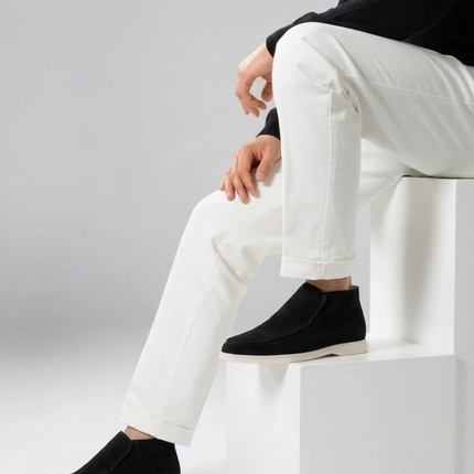 Men’s Slip-On Shoes – High-Cut Design & Light Sole