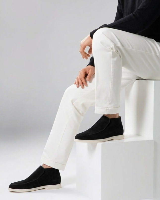 Men’s Slip-On Shoes – High-Cut Design & Light Sole