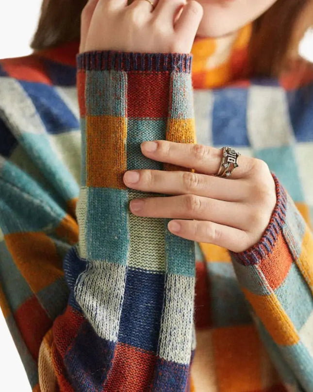 Women's Checkered Knit Turtleneck Sweater with Relaxed Fit