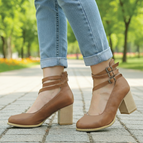 Brown / 2