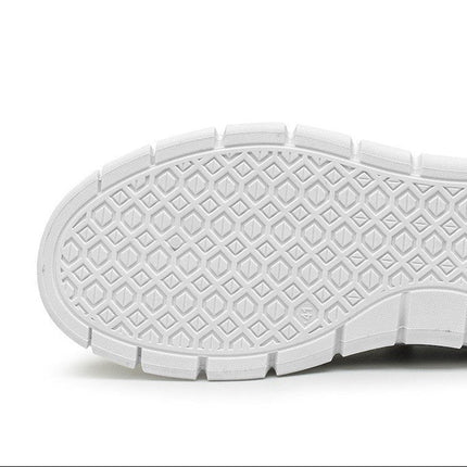 Lace-Up Sneakers – Textured Upper & Contrasting Sole