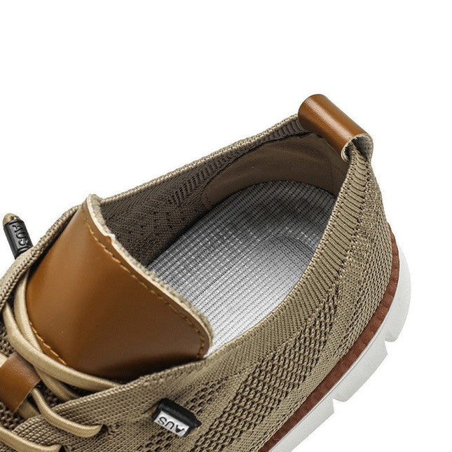 Lace-Up Sneakers – Textured Upper & Contrasting Sole