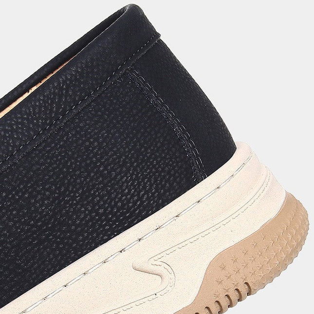 Loafers – Slip-On & Contrasting Sole