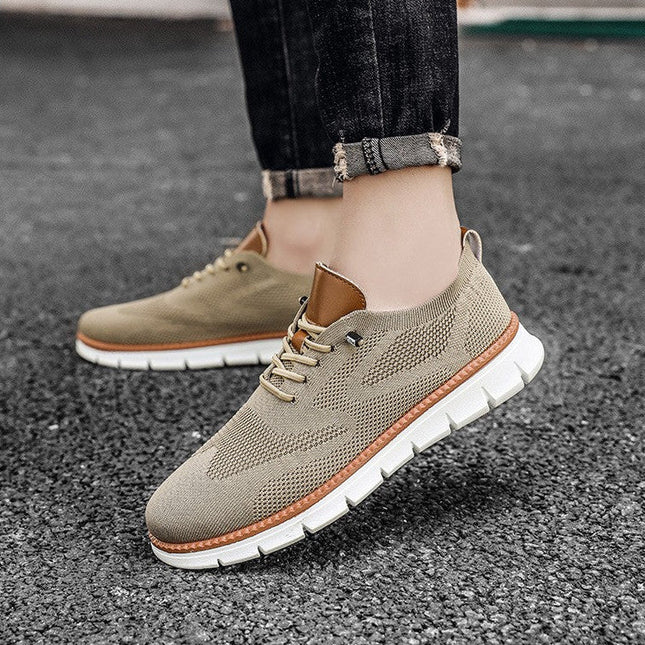 Lace-Up Sneakers – Textured Upper & Contrasting Sole