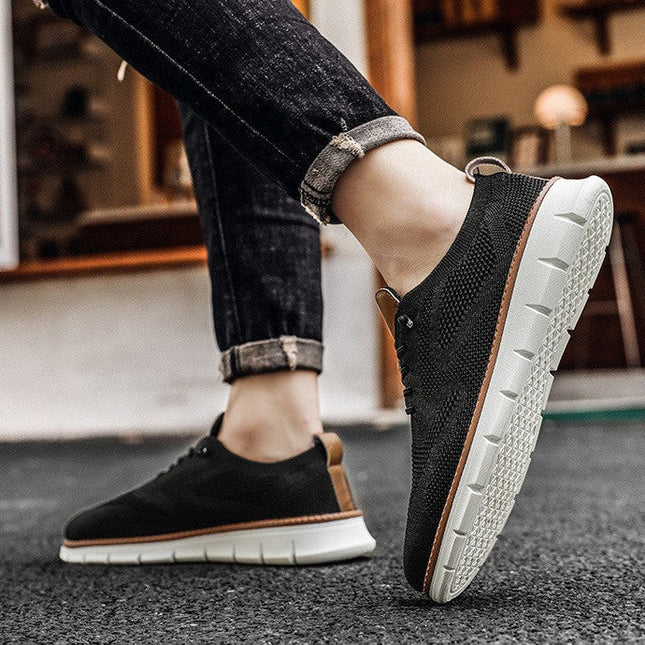 Lace-Up Sneakers – Textured Upper & Contrasting Sole