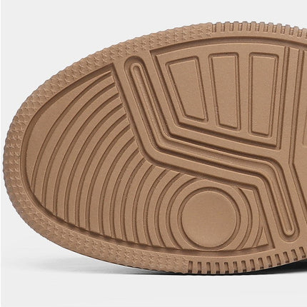 Loafers – Slip-On & Contrasting Sole