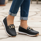 Black / 3