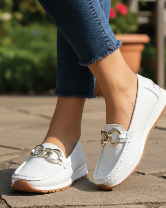 Ellie - Chic Buckle Loafers for Any Occasion
