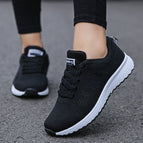 Black / 3