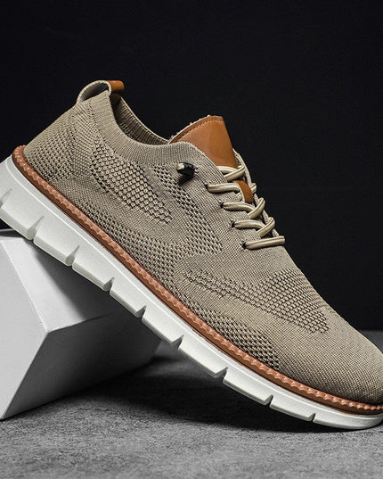 Lace-Up Sneakers – Textured Upper & Contrasting Sole