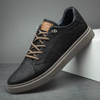 Black / 3