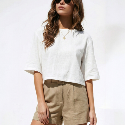 Noa | Linen Blend Top with Back Buttons