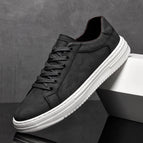Black / 3