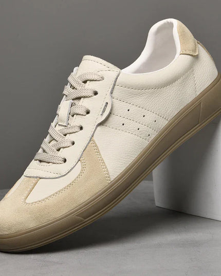 Men’s Low-Top Sneakers with Lace-Up Closure and Perforated Details