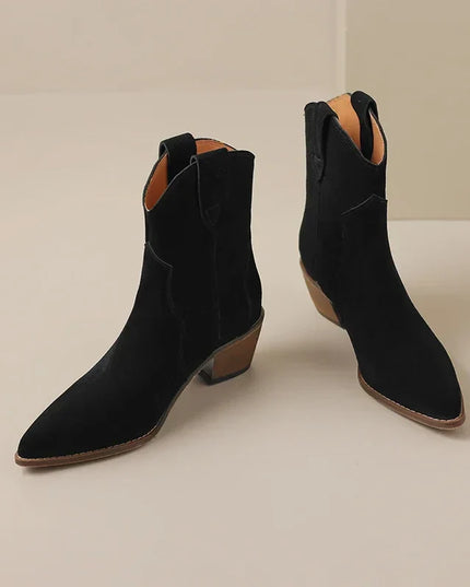 Sadie - Chic Western Ankle Boots for Every Occasion
