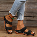 Black / 4