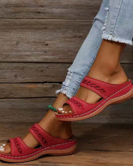 Chic Women's Wedge Heel Retro Sandals for Summer Outings