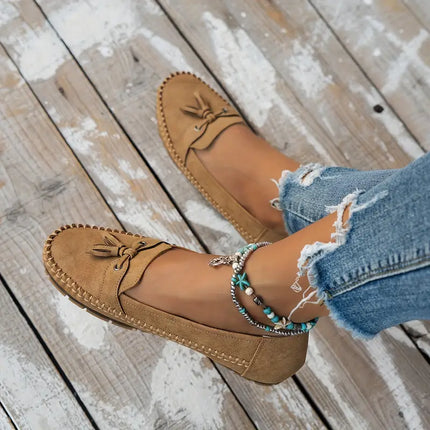 Reagan – Chic Bow Loafers for Any Occasion