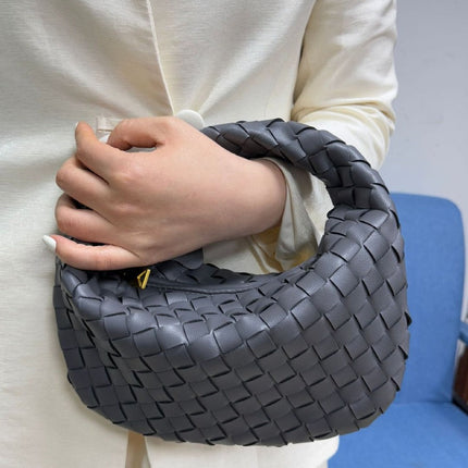 Amarande | Sculptural Handbag for Women – Woven Mini Style