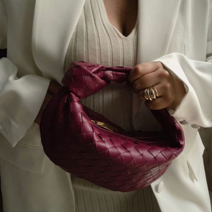 Amarande | Sculptural Handbag for Women – Woven Mini Style