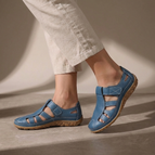 Blue / 3