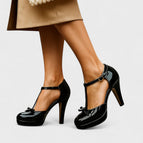 Black / 3