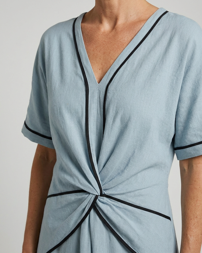 Celina | Effortless Maxi Dress – Twist Front V-Neck