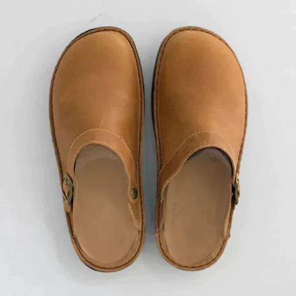 Declan | Classic Men's Clogs – Adjustable Leather Style