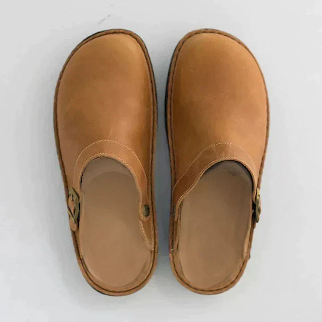Declan | Classic Men's Clogs – Adjustable Leather Style
