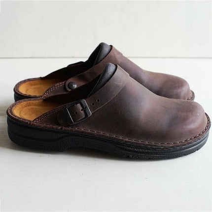 Declan | Classic Men's Clogs – Adjustable Leather Style