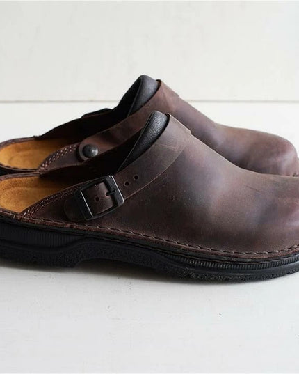 Declan | Classic Men's Clogs – Adjustable Leather Style