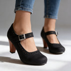 Black / 4