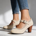 Beige / 4
