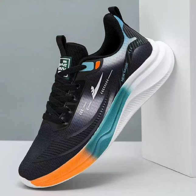 Men’s Lightweight Mesh Panel Sneakers