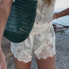 White / XS