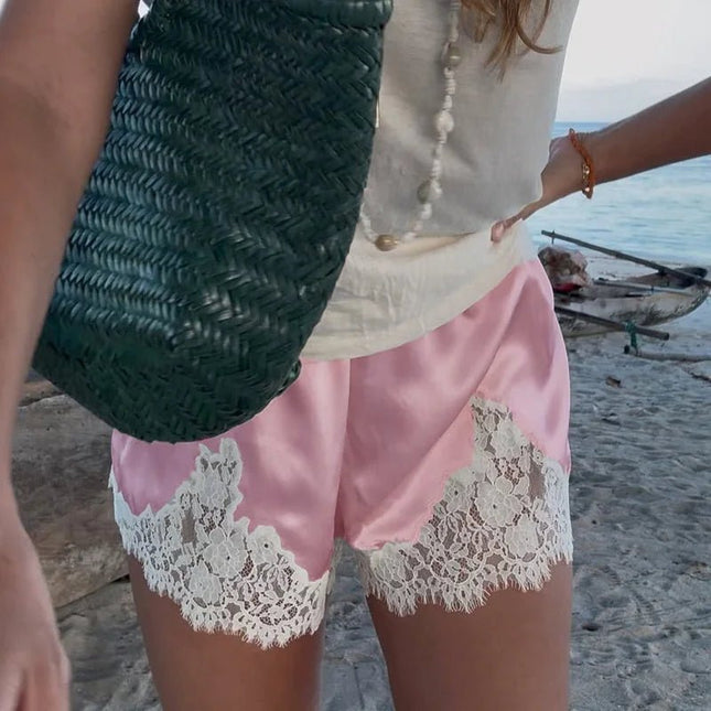 Isla | Effortless Women's Shorts – Lace Hem Relaxed Fit