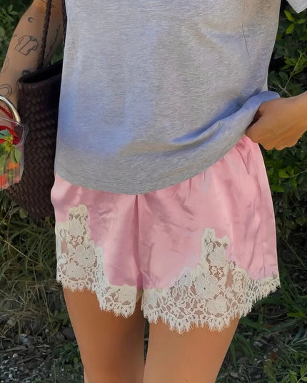 Isla | Effortless Women's Shorts – Lace Hem Relaxed Fit