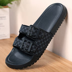 Black / 3