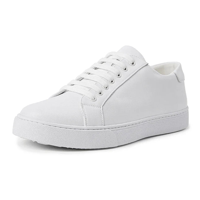 Men’s Lace-Up Sneakers – Contrast Sole